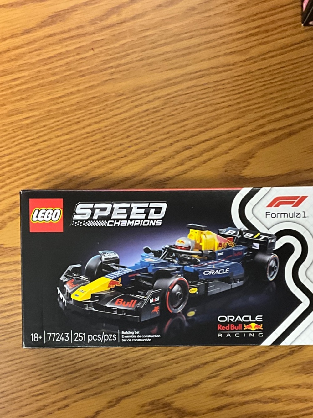 LEGO Speed Champions Oracle Red Bull Racing Dark Blue and Yellow F1 Car
